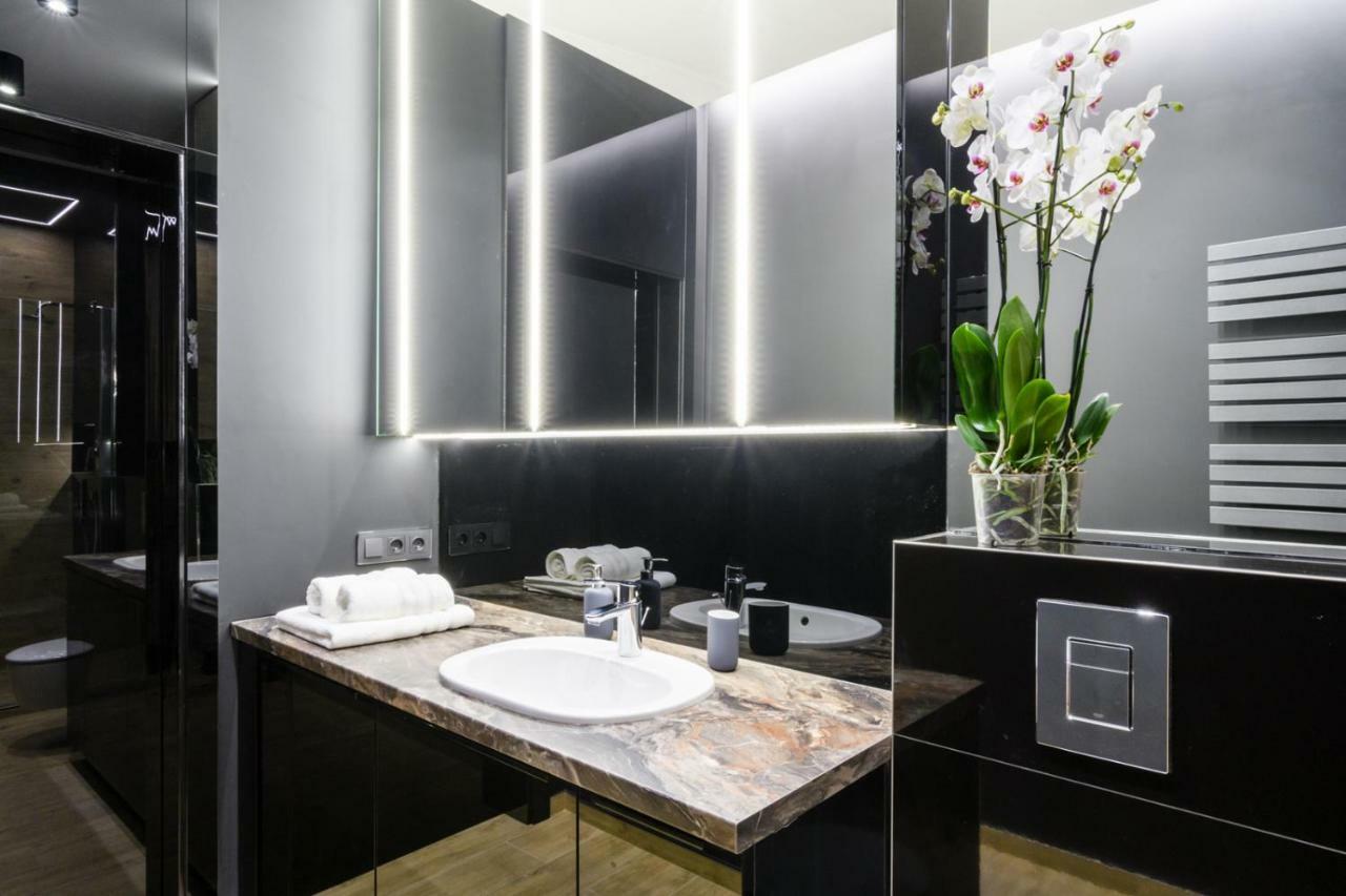 Zlota Luxury Apartments Varşova Dış mekan fotoğraf