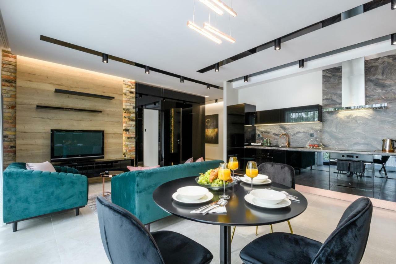 Zlota Luxury Apartments Varşova Dış mekan fotoğraf