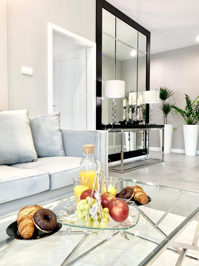 Zlota Luxury Apartments Varşova Dış mekan fotoğraf