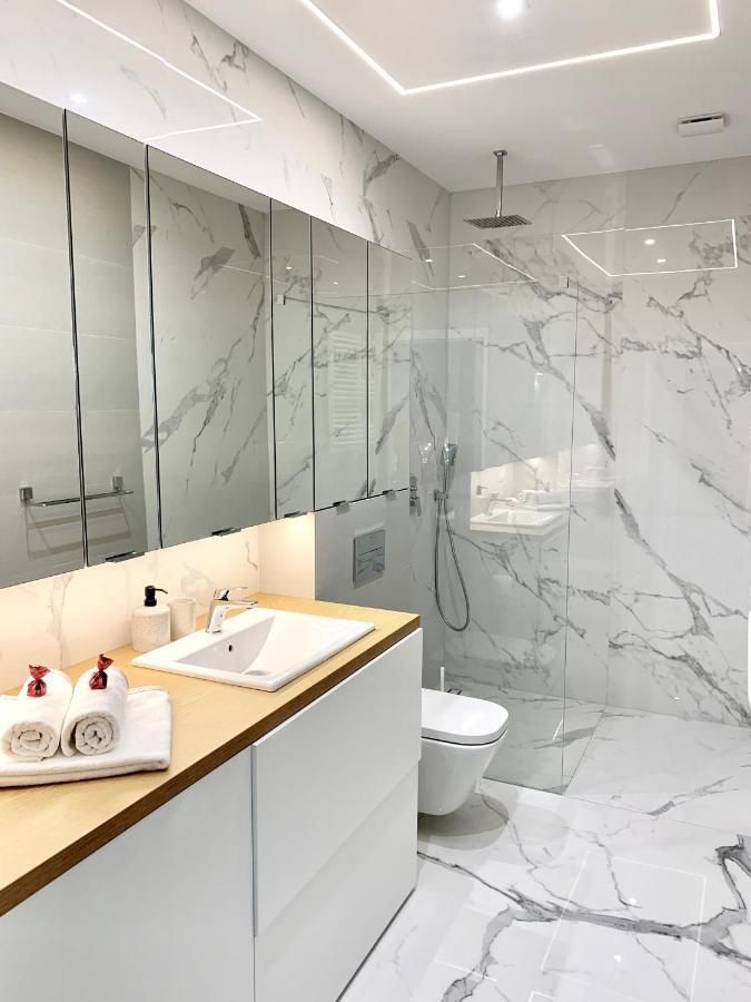 Zlota Luxury Apartments Varşova Dış mekan fotoğraf
