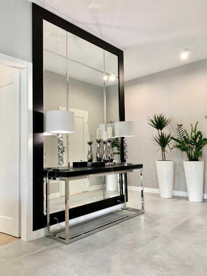 Zlota Luxury Apartments Varşova Dış mekan fotoğraf