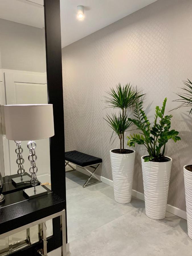Zlota Luxury Apartments Varşova Dış mekan fotoğraf